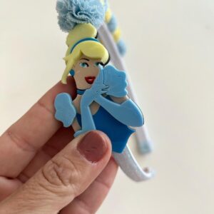 Tiara Pompom aplique luxo