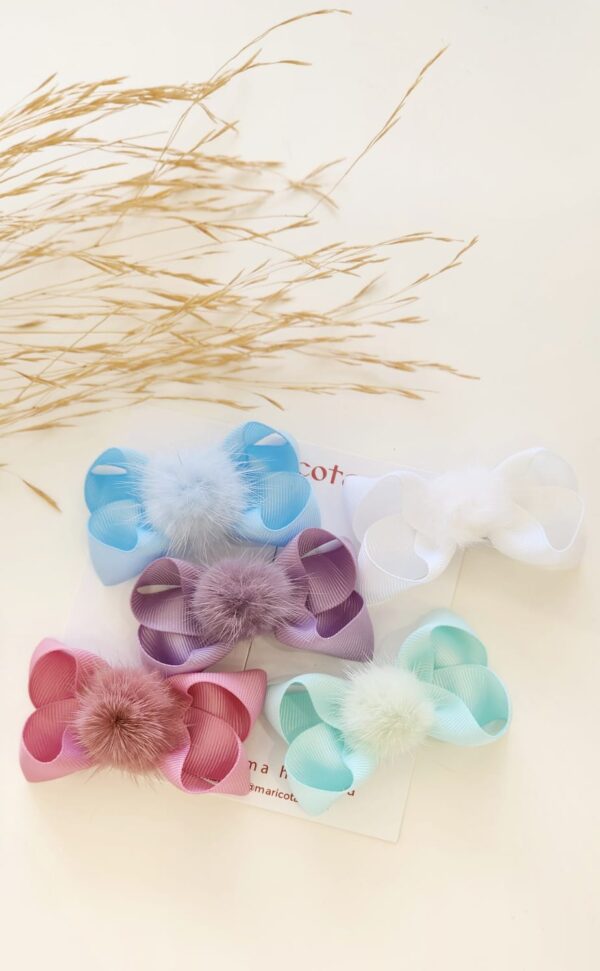 Par Gabi gorgurão tamanho Pequeno com pompom pelinho - Imagem 3
