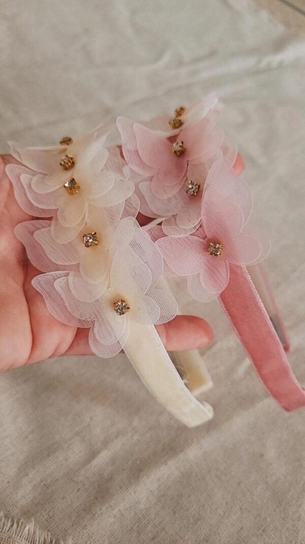 Tiara borboletas organzas - Imagem 3
