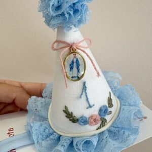 Chapéu aniversário com medalha de Nossa Senhora de Fátima